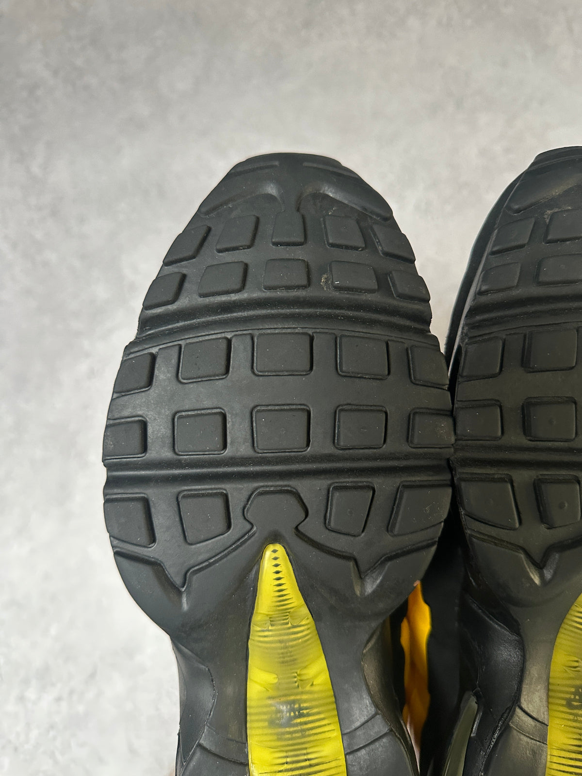 Nike Air Max 95 | Varsity Maize | UK 8.5