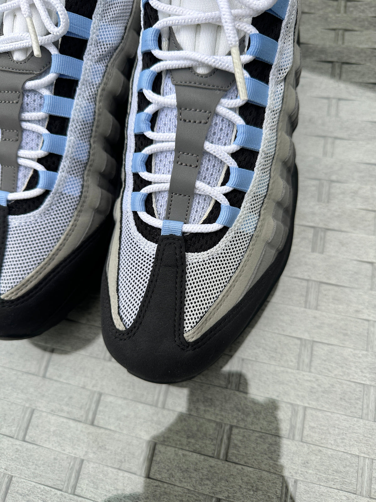 Nike Air Max 95 | Aluminum | UK 9.5