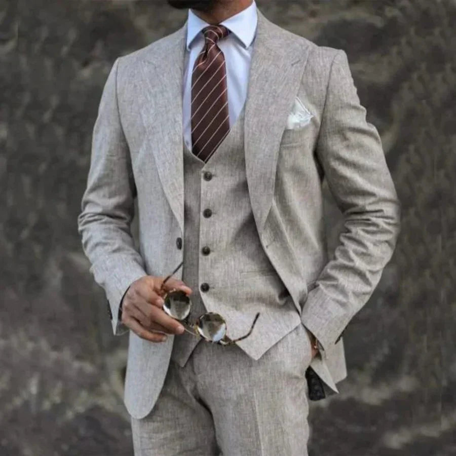 Optew Men Formal Three-Piece Suit with Coordinated Waistcoat Wool Blend