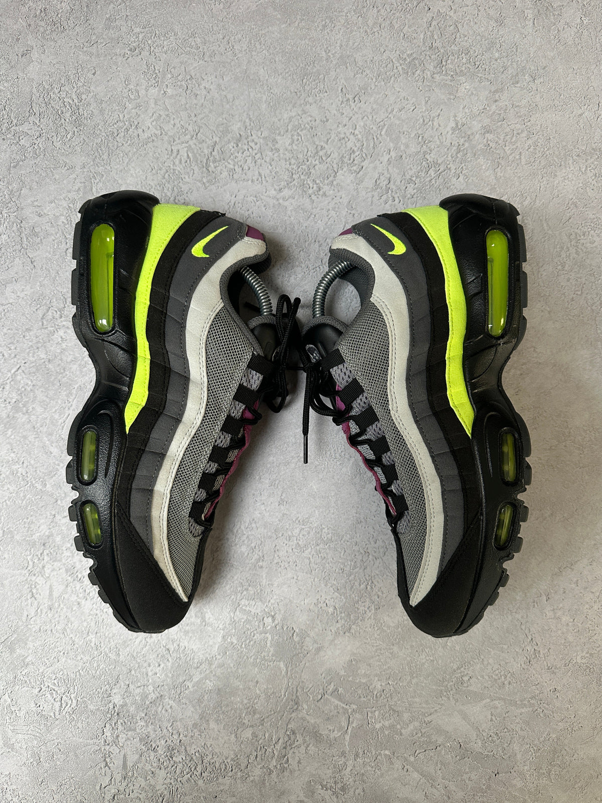 Nike Air Max 95 | 2020 Grey / Neon / Maroon IDs | UK 8.5