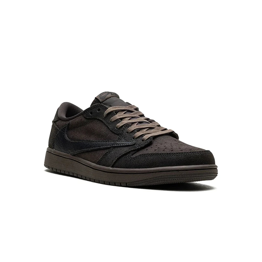 Travis Scott x Air Jordan 1 Low OG SP Velvet Brown Trainers