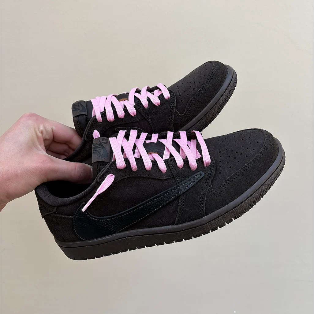 Travis Scott x Air Jordan 1 Low OG SP Velvet Brown Trainers