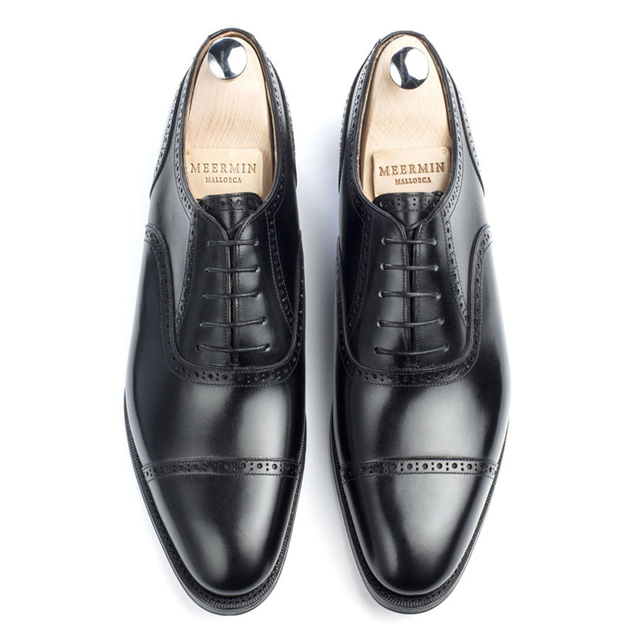 101513 - Black Calf Brogued Cap Toe Oxford - E