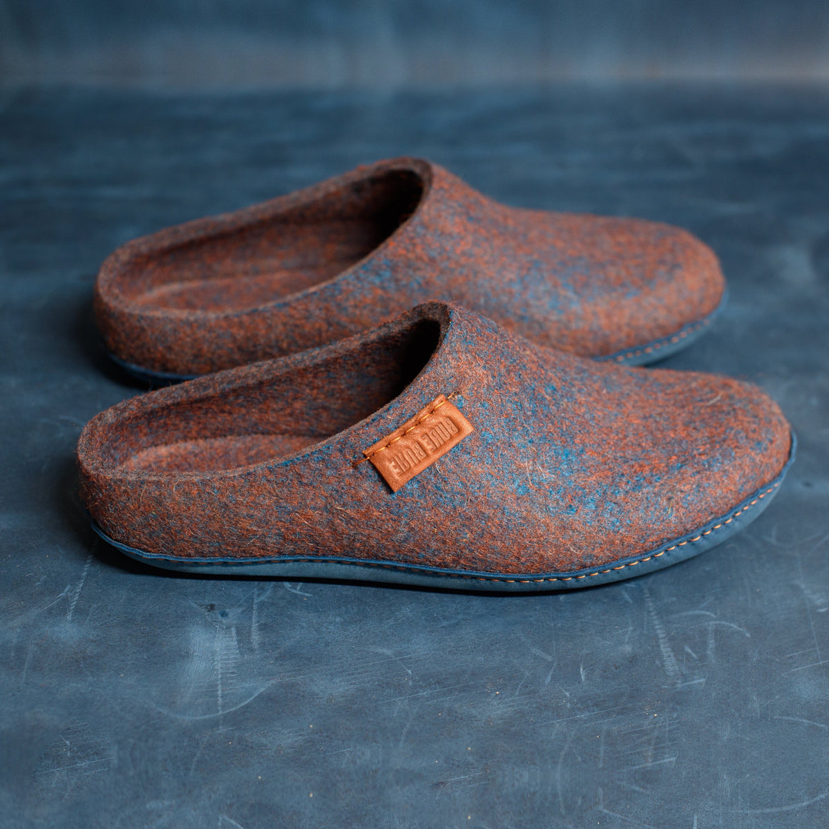 SEMI-V Slip-On Wool Slippers - Rusted Metal