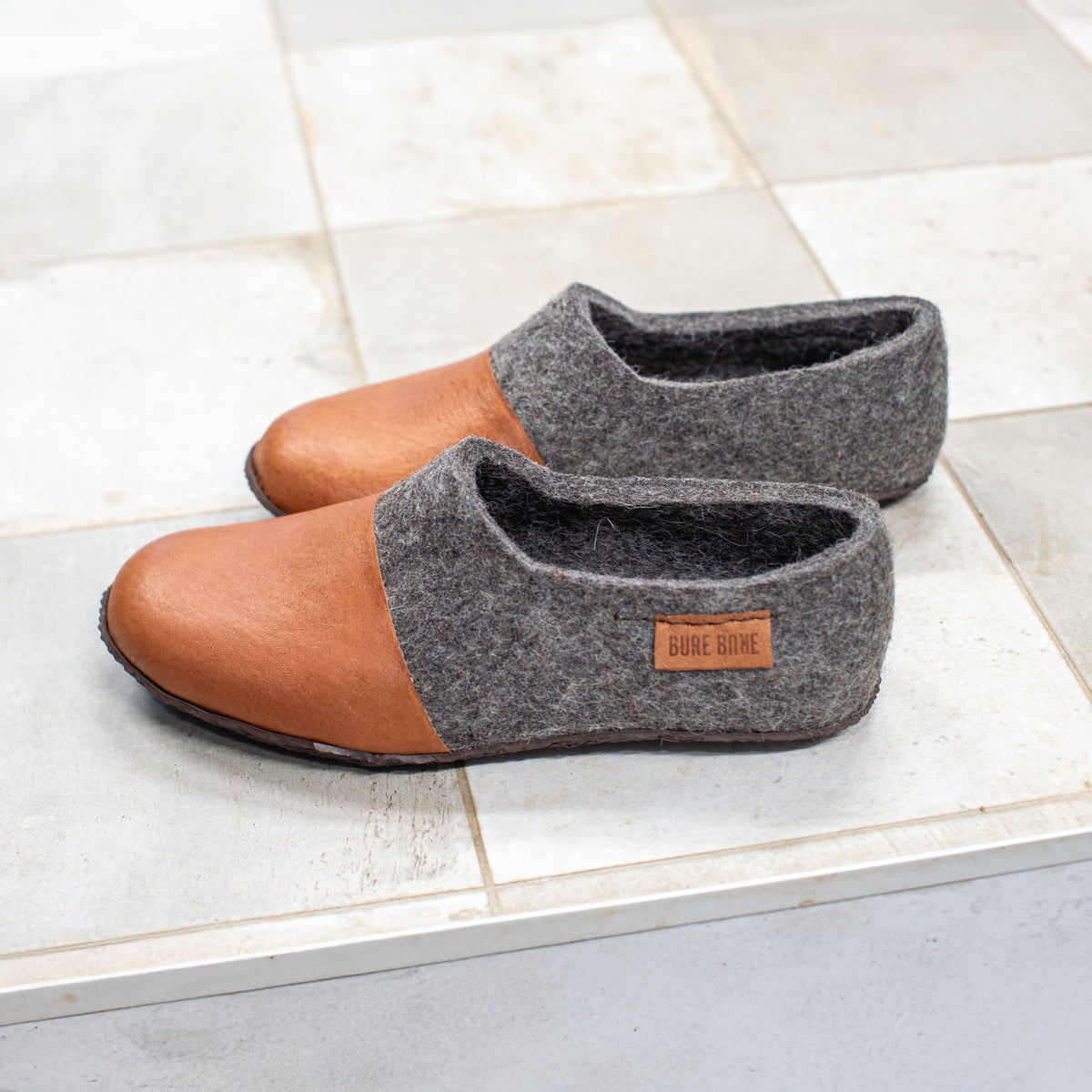 Men's Dark Grey WOOCAPS Felted Wool Clogs