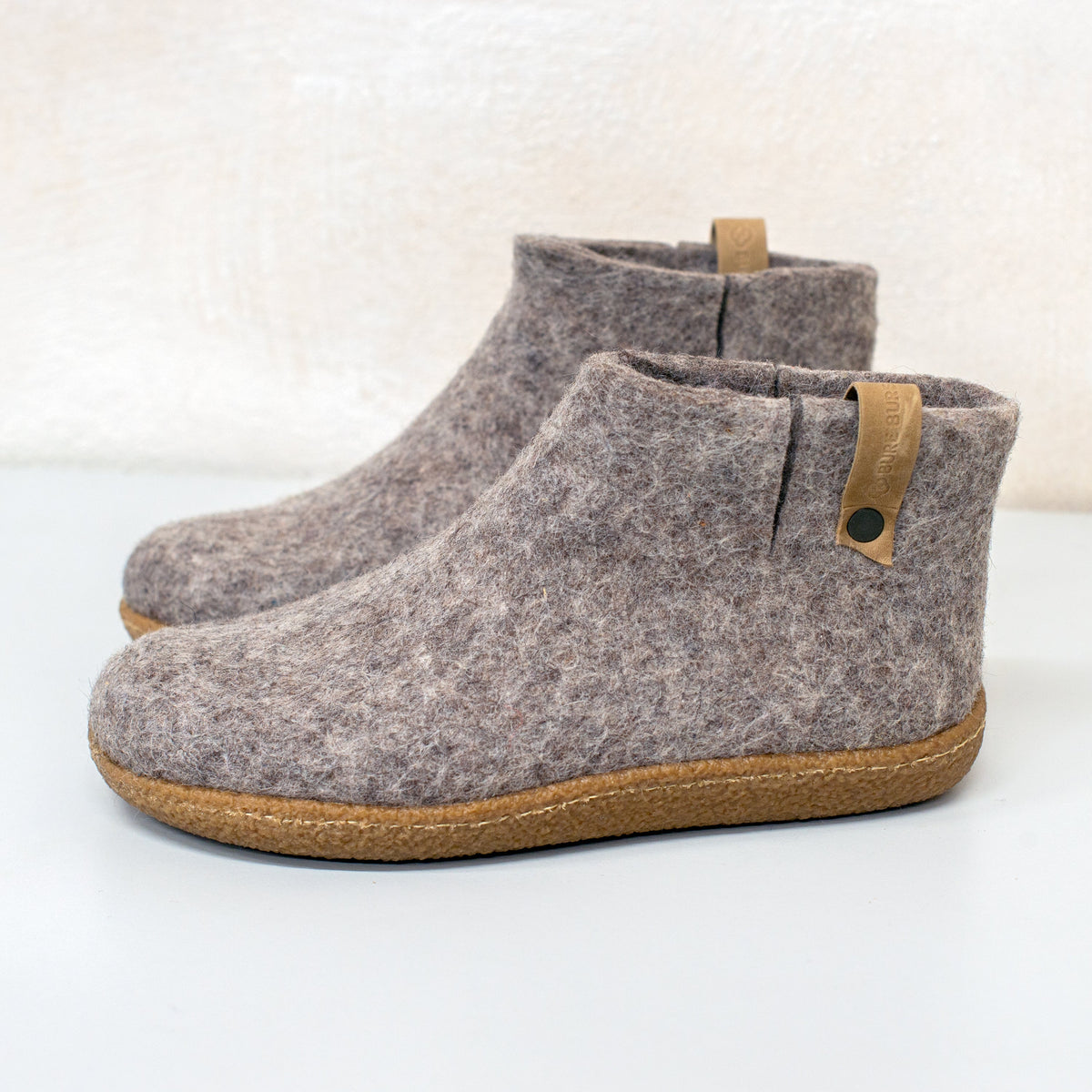 Women's Beige WOOBOOTS Wool Slippers