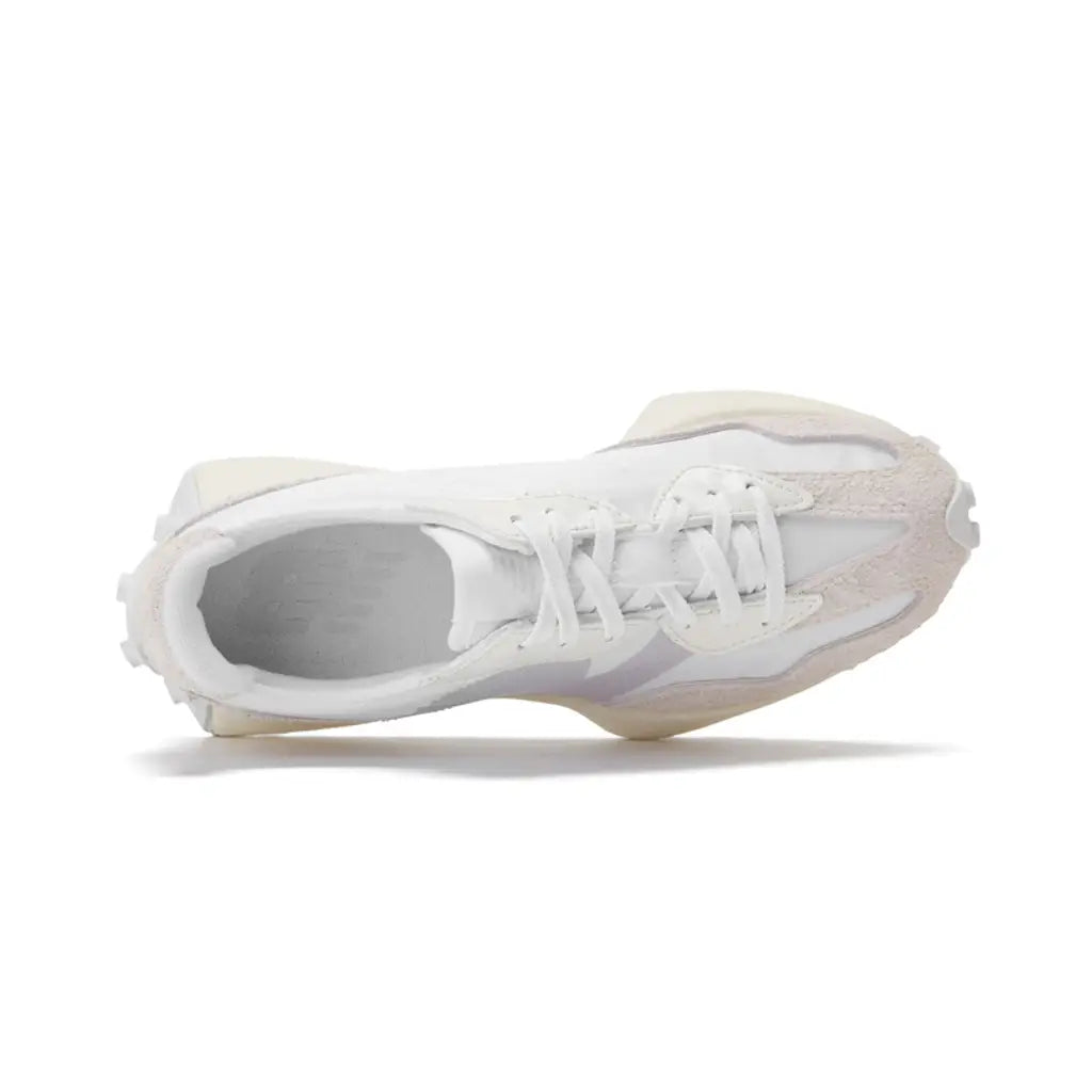 New Balance 327 White Moonbeam Sneakers