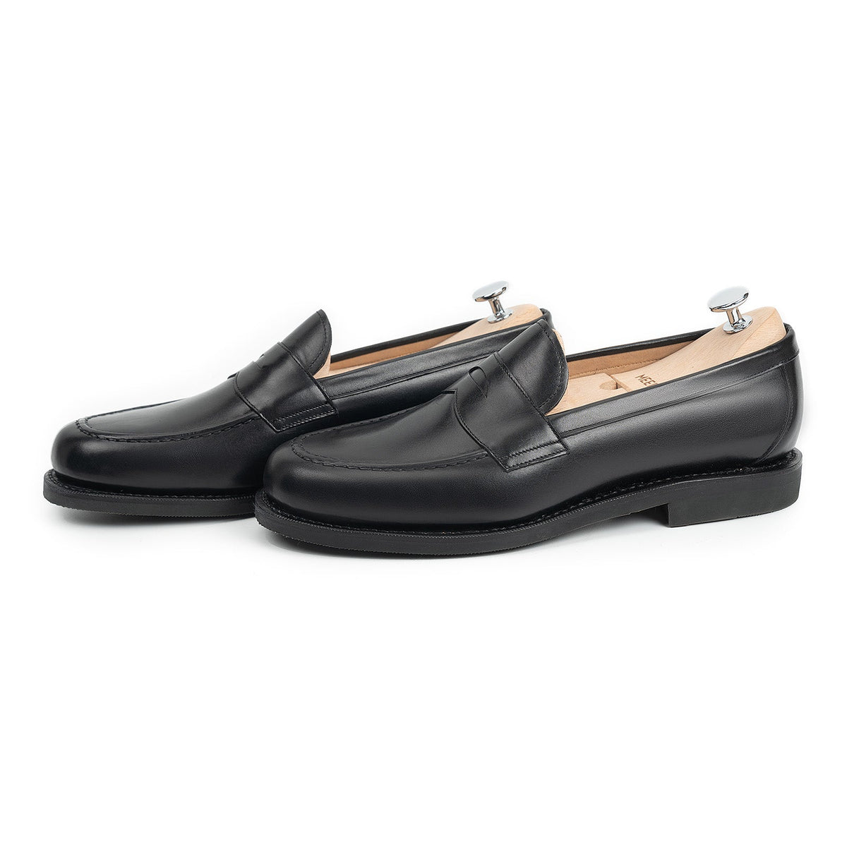 514040 - Black Calf Penny Loafer - E