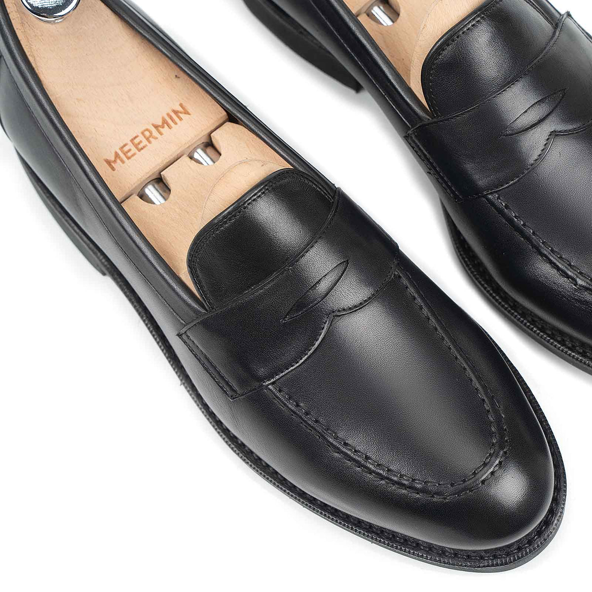 514045 - Black Silkcalf Penny Loafer - E