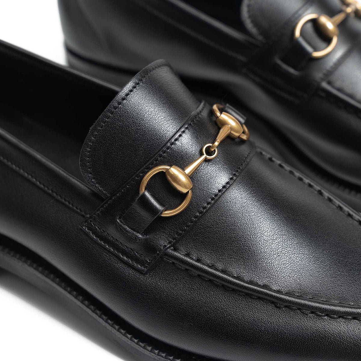 514578 - Black Softcalf Horsebit Loafer - E