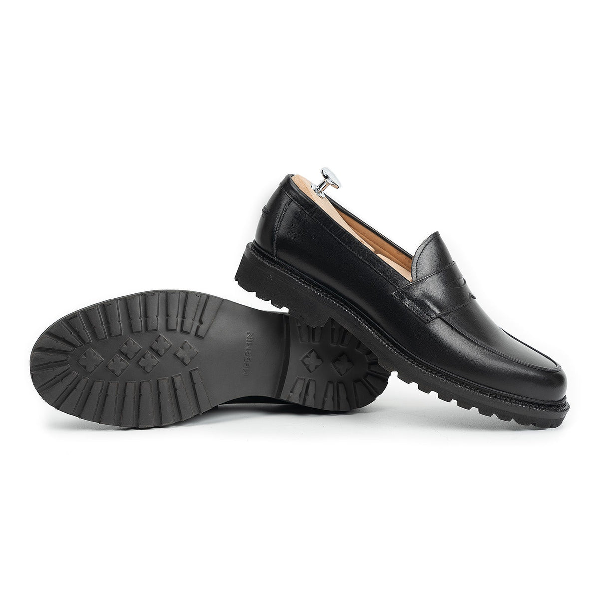 514622 - Black Calf Penny Loafer - E