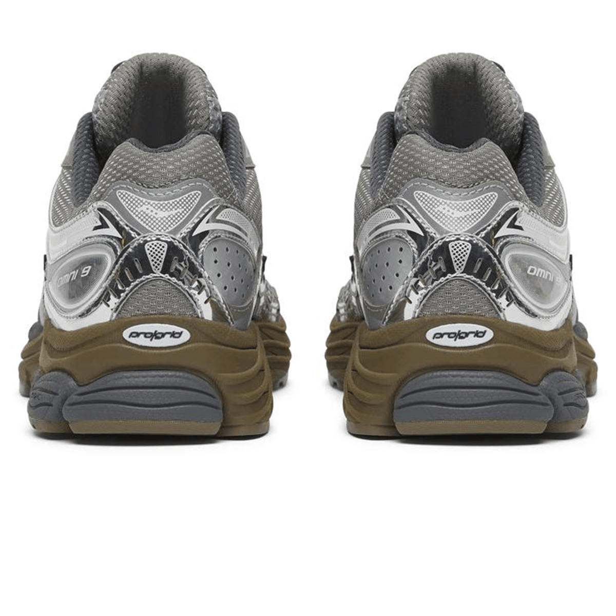 Saucony ProGrid Omni 9 Chrome – Debonair Silver Trainers