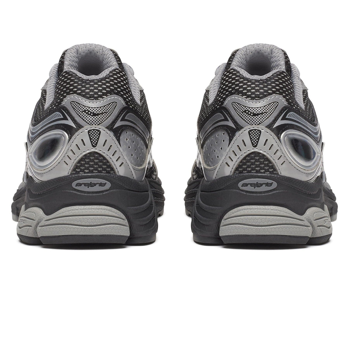 Saucony ProGrid Omni 9 – Black Silver Trainers