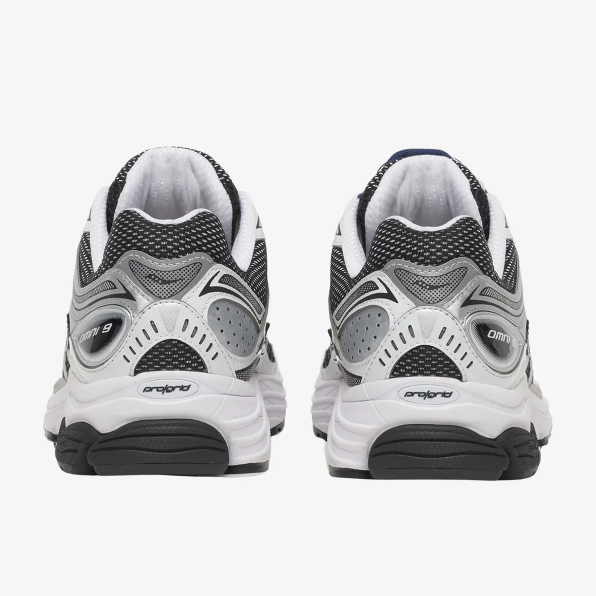 Saucony ProGrid Omni 9 Black White Sneakers