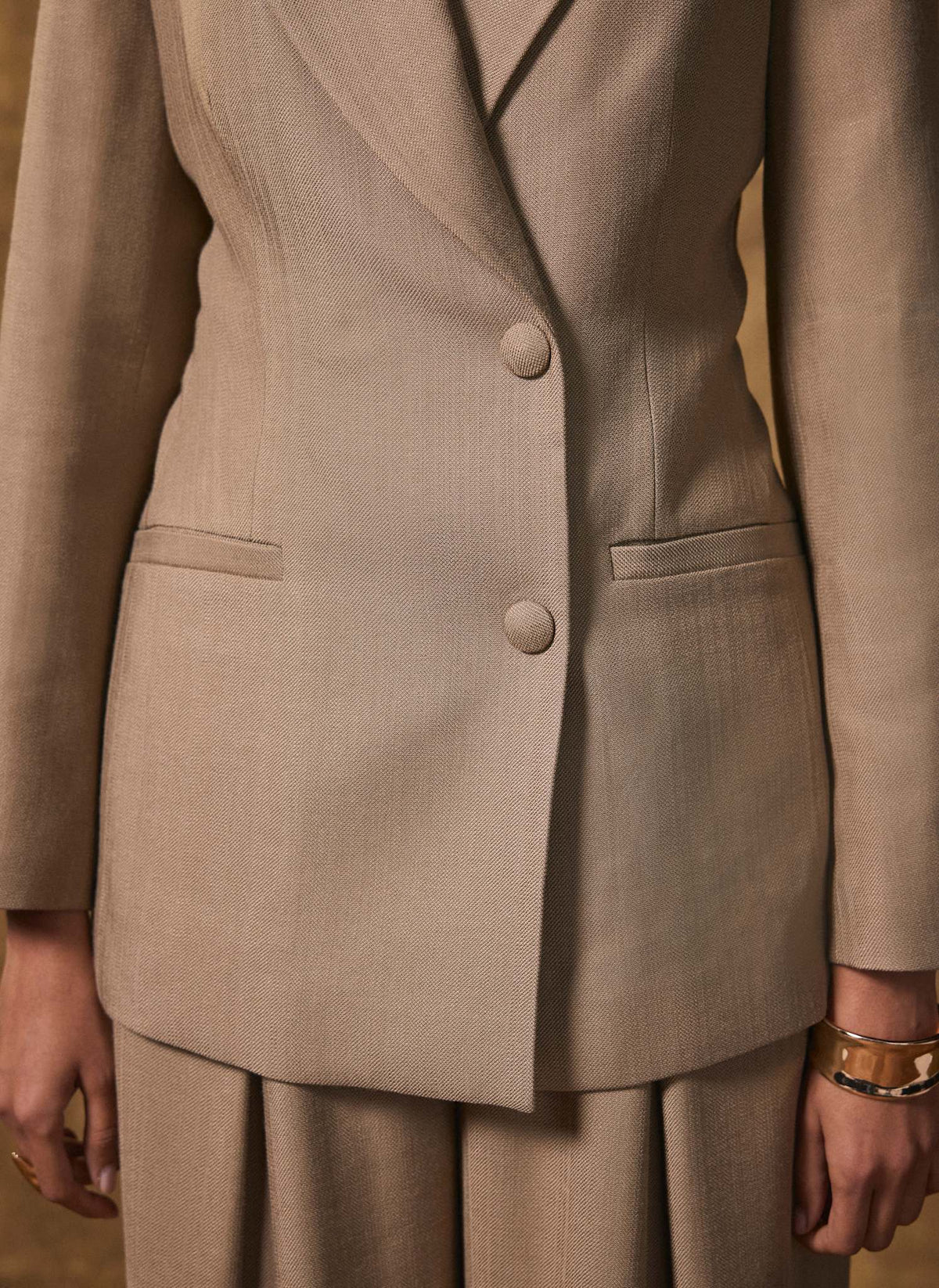 Neutral Tailored Blazer with Shine