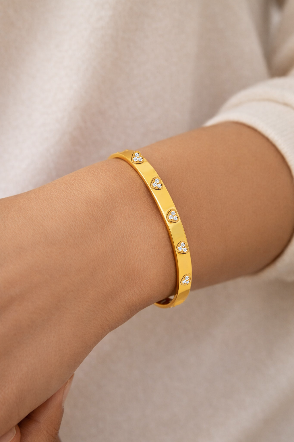 Eternity Love Heart Bangle