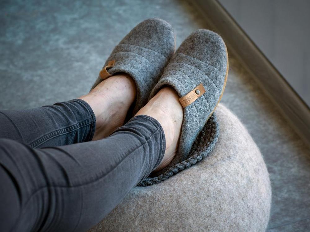 Men's COCOON Collapsible Back Slippers with Rubber Soles