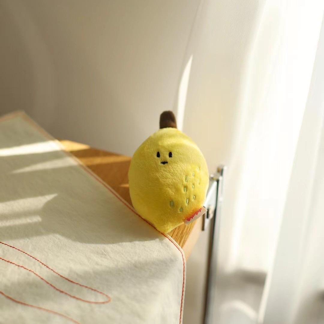 Daily White - Lemon Bag Charm