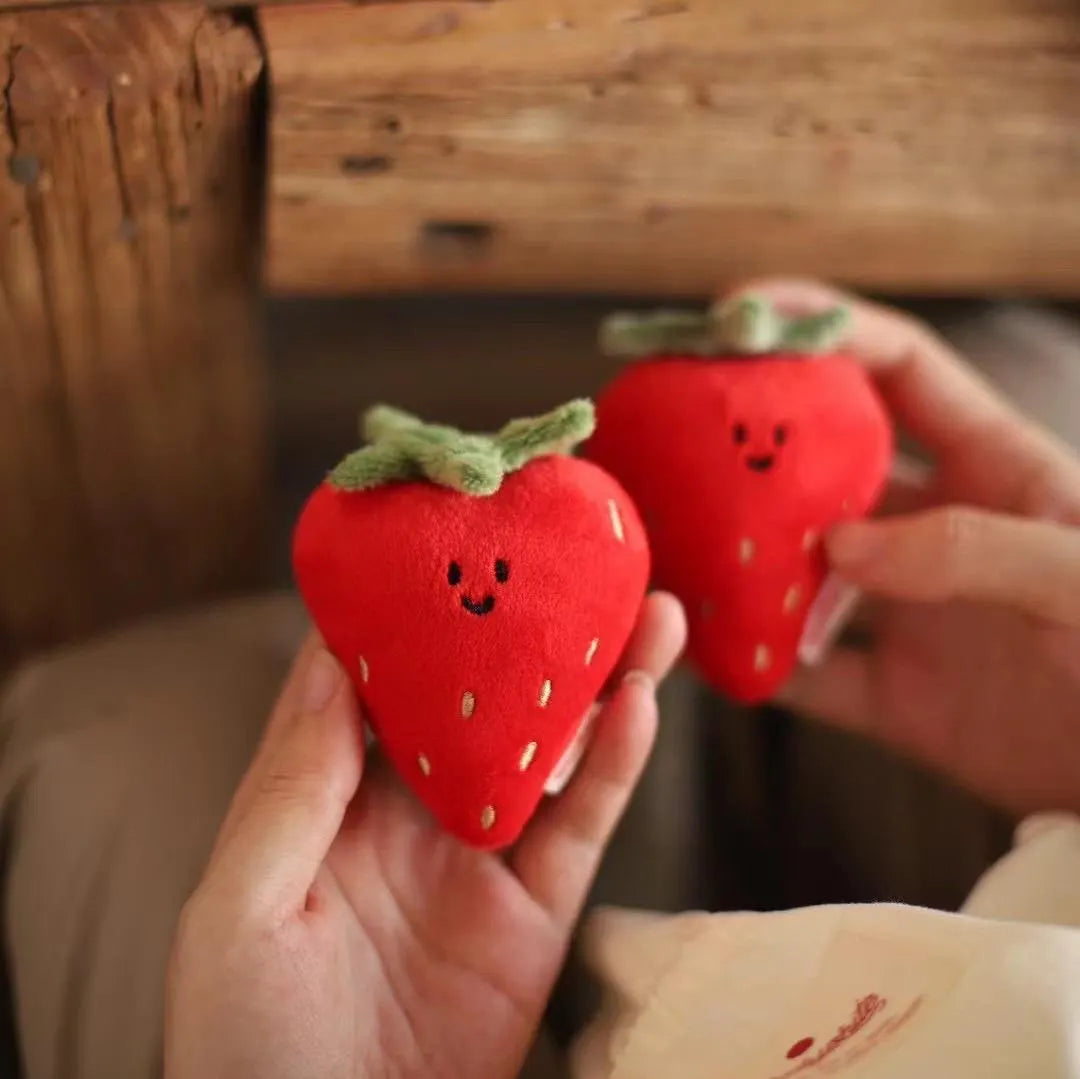 Daily White - Strawberry Bag Charm