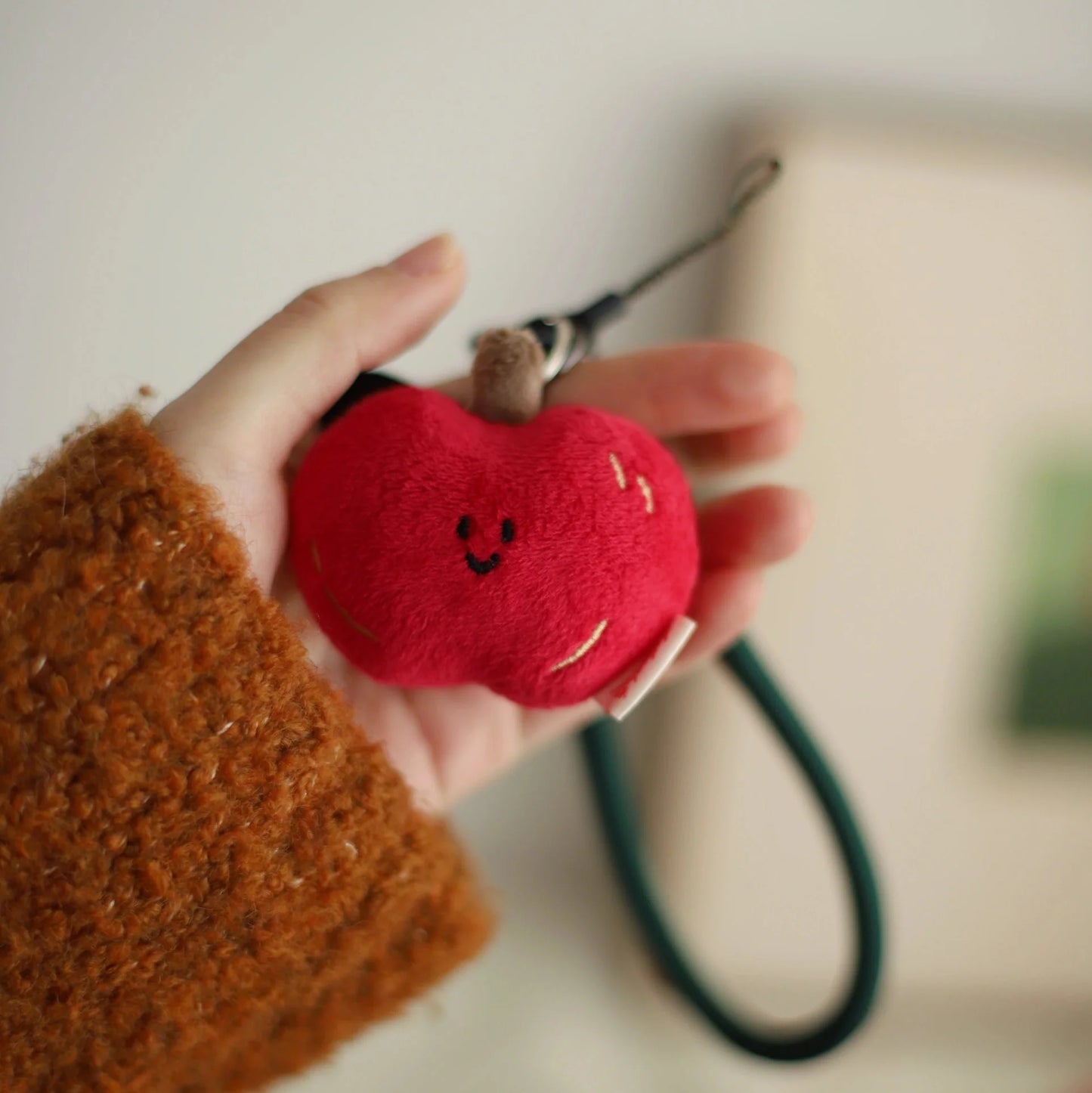 Daily White - Mini Heart Apple Toy Charm