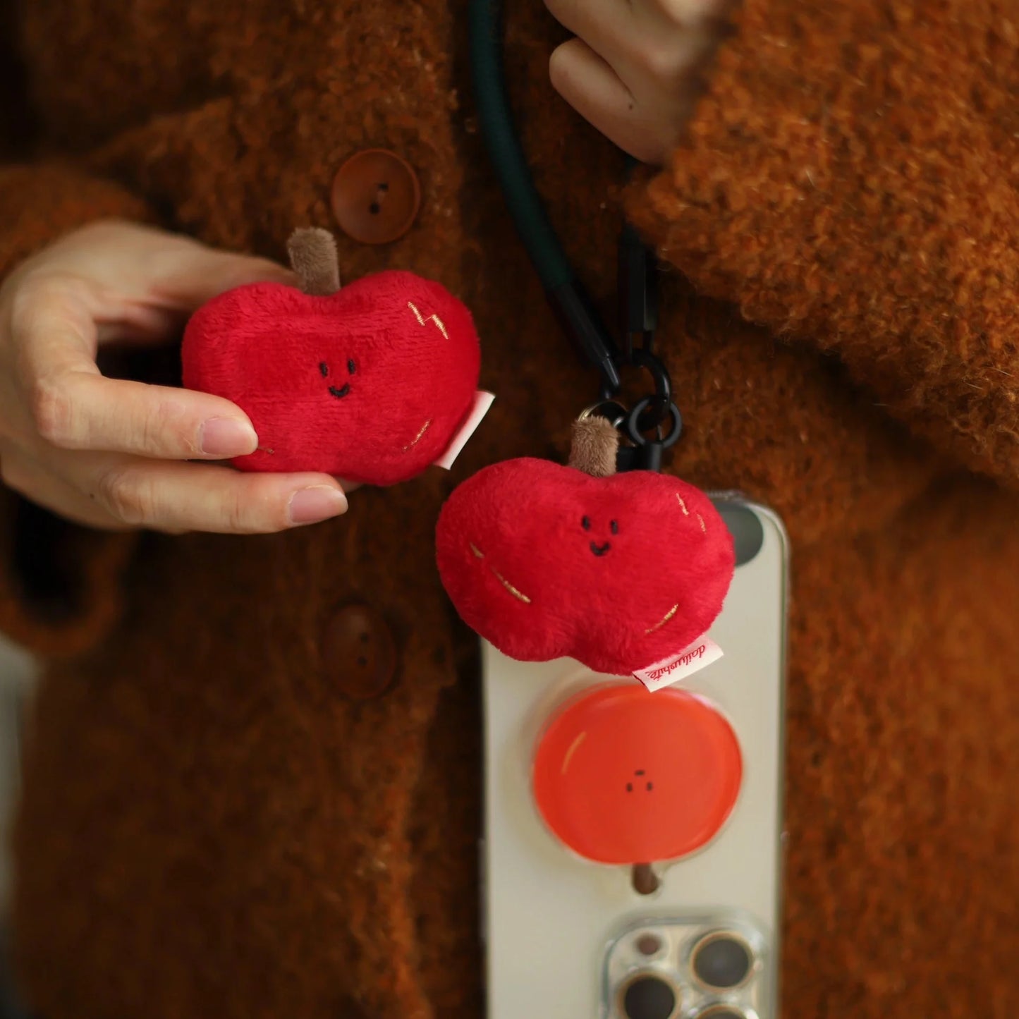 Daily White - Mini Heart Apple Toy Charm