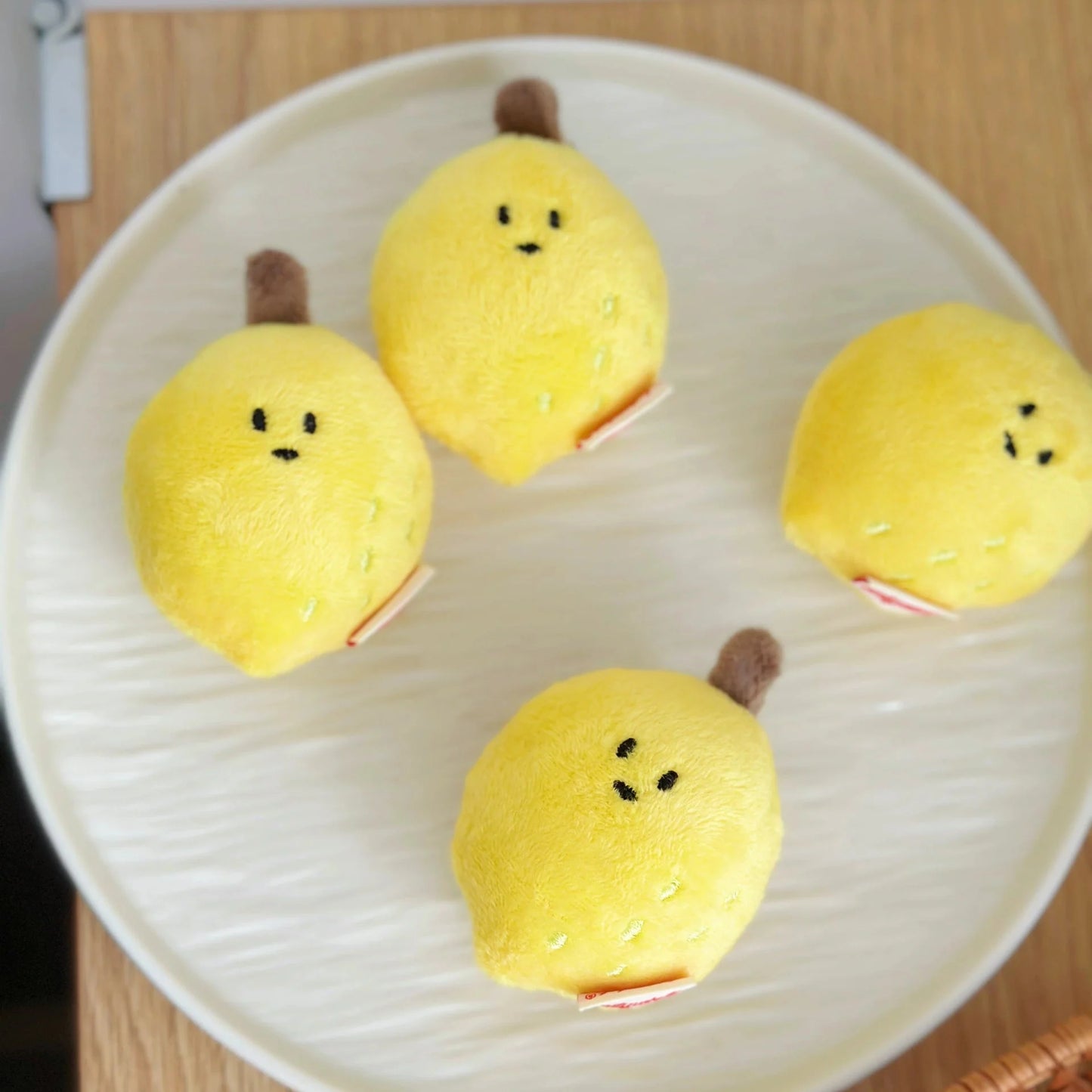 Daily White - Lemon Bag Charm