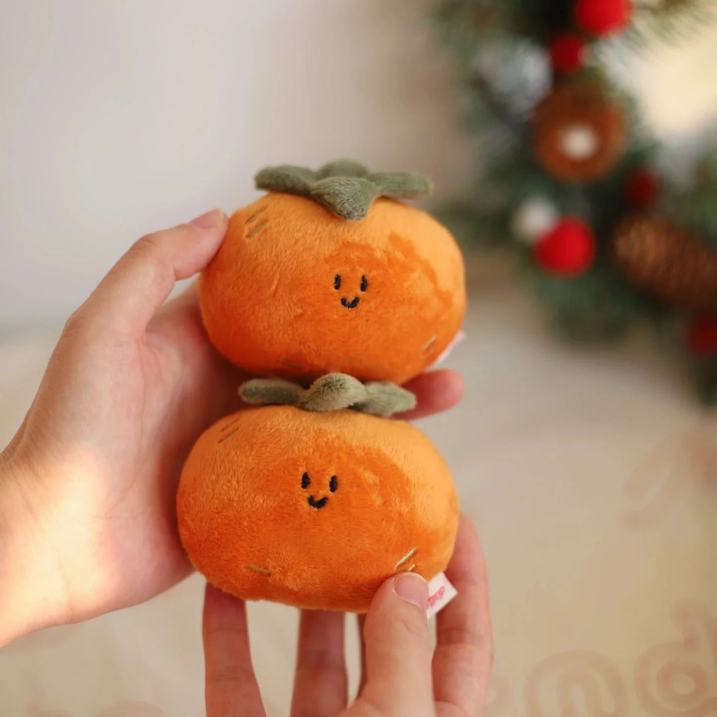 Daily White - Persimmon Toy Charm