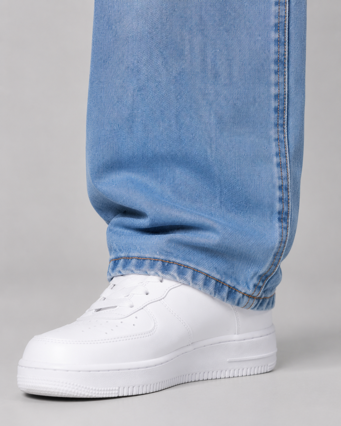 Men's Washed Denim Jeans – Relaxed Straight Leg Fit