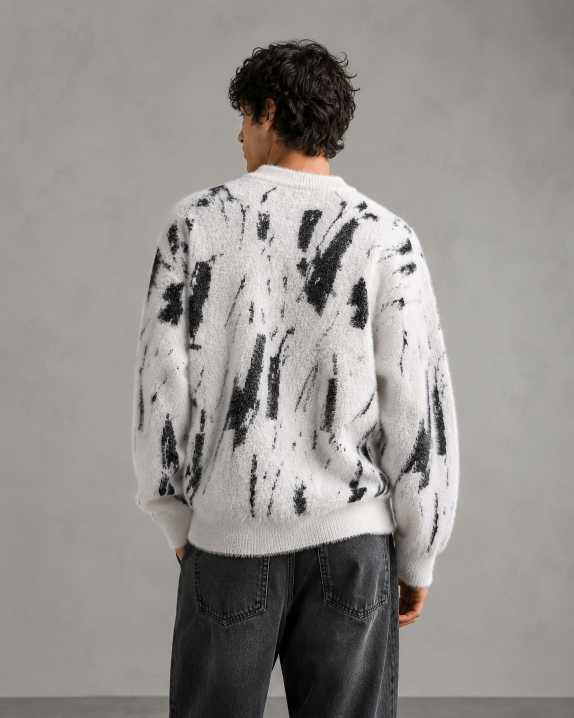 Men's Fuzzy Abstract Knit Jumper – Relaxed Fit