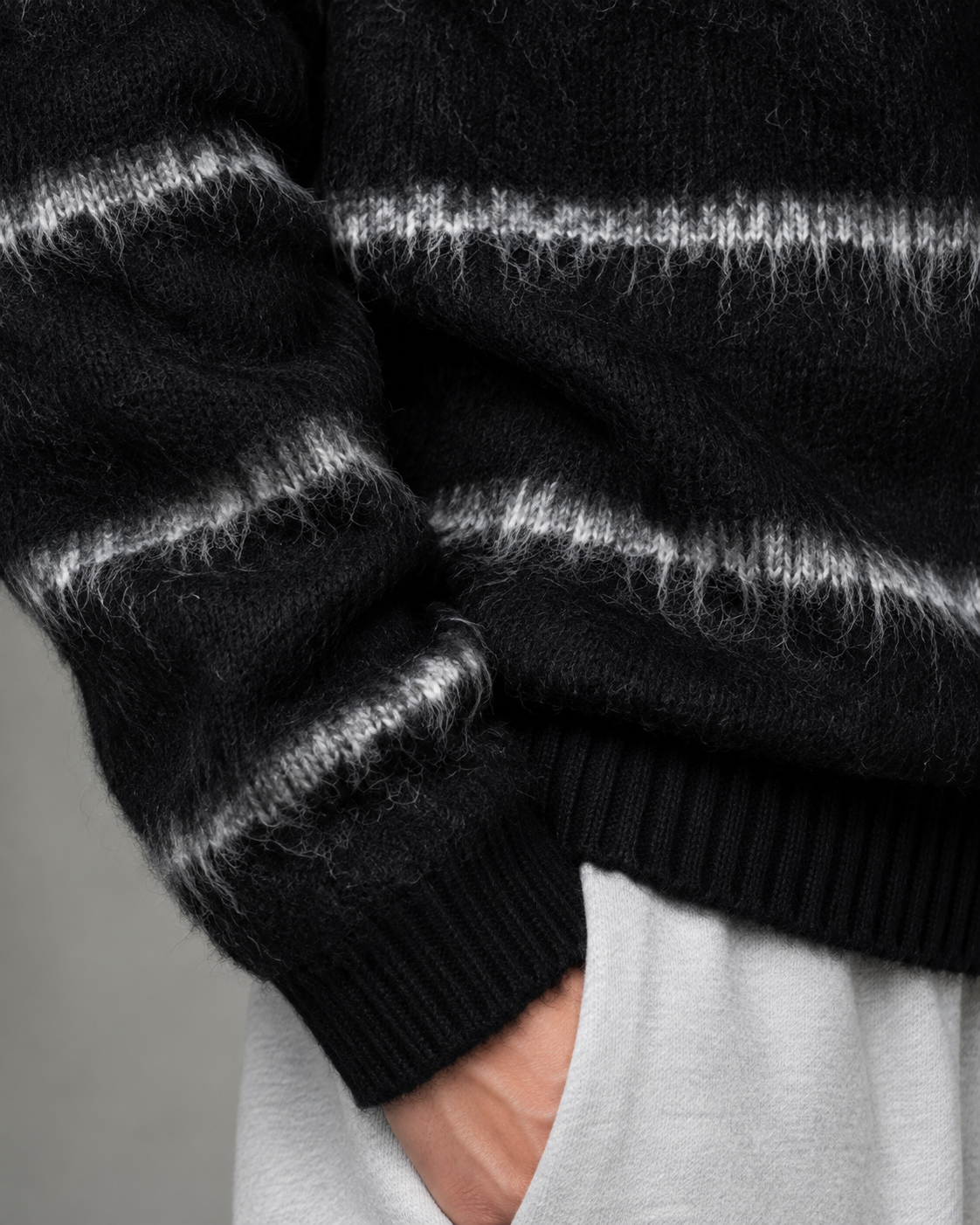 Men's Fuzzy Striped Knit Jumper – Boxy Relaxed Fit