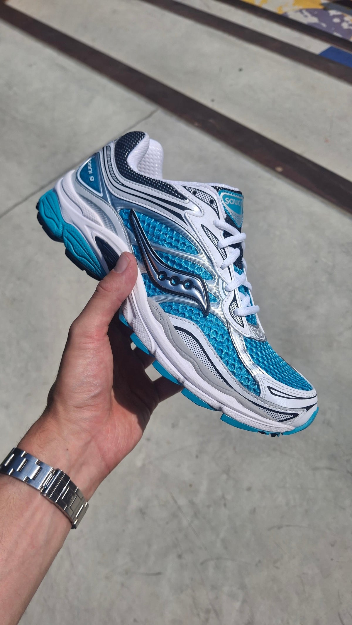 Saucony ProGrid Omni 9 OG – Tranquil Trainers