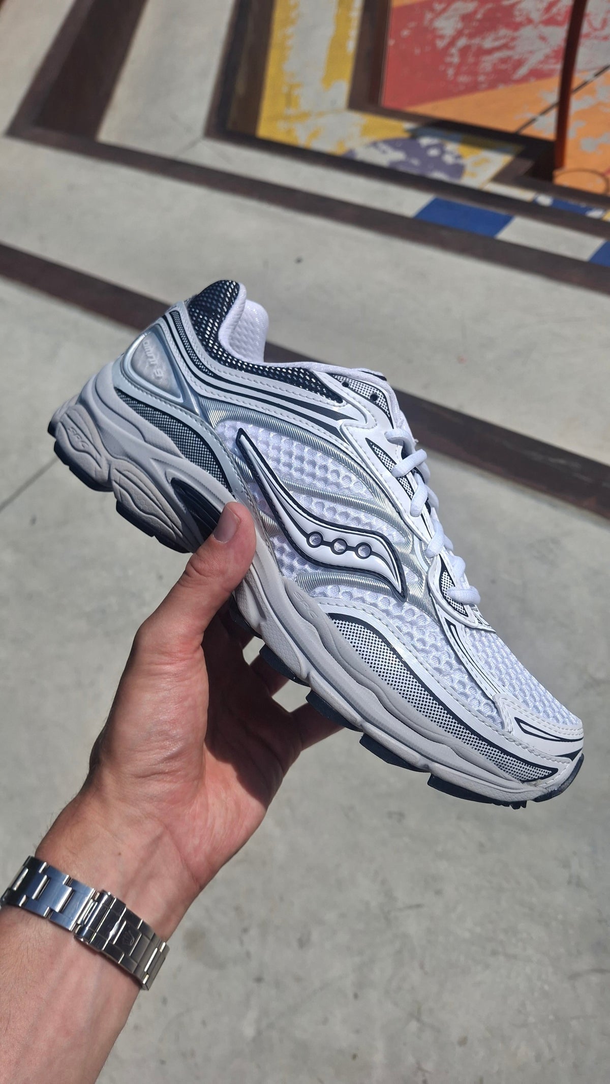 Saucony ProGrid Omni 9 OG – White Cadet Trainers