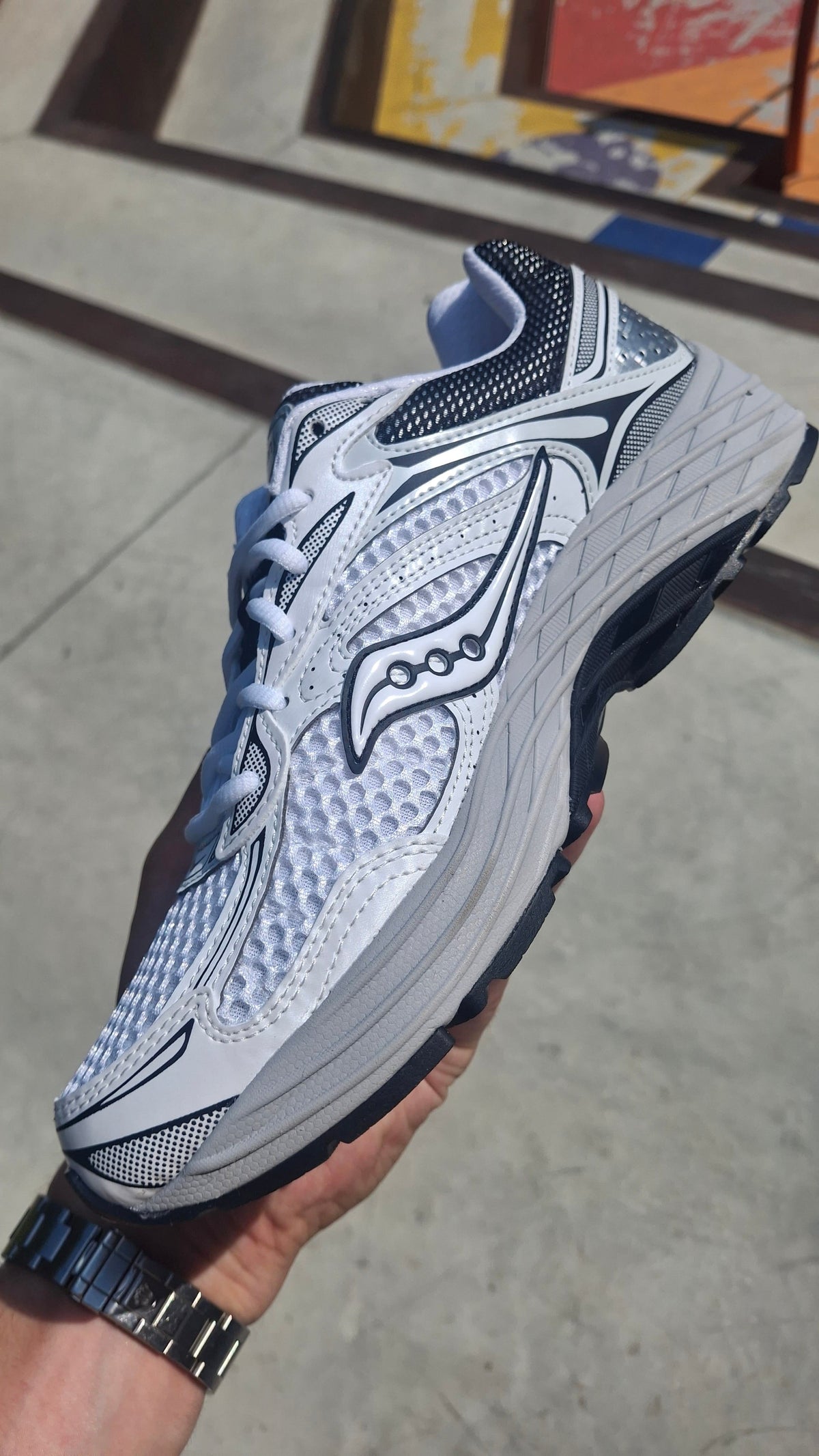 Saucony ProGrid Omni 9 OG – White Cadet Trainers