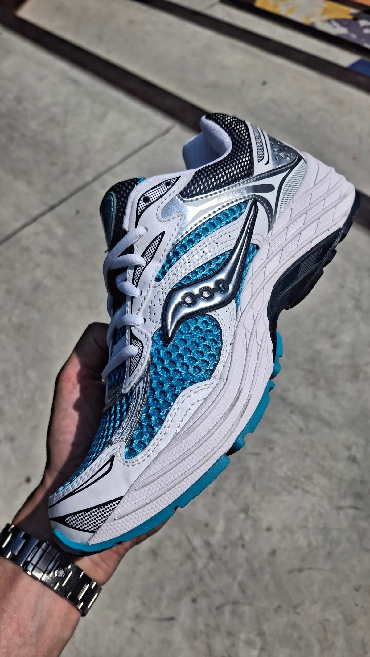 Saucony ProGrid Omni 9 OG – Tranquil Trainers