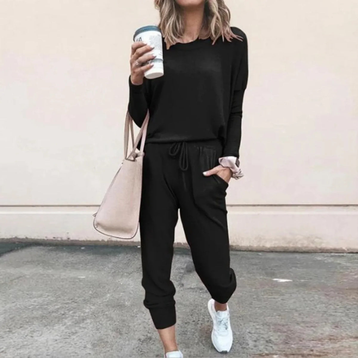Women's Lounge Set | Long Sleeve Sweatshirt and Joggers