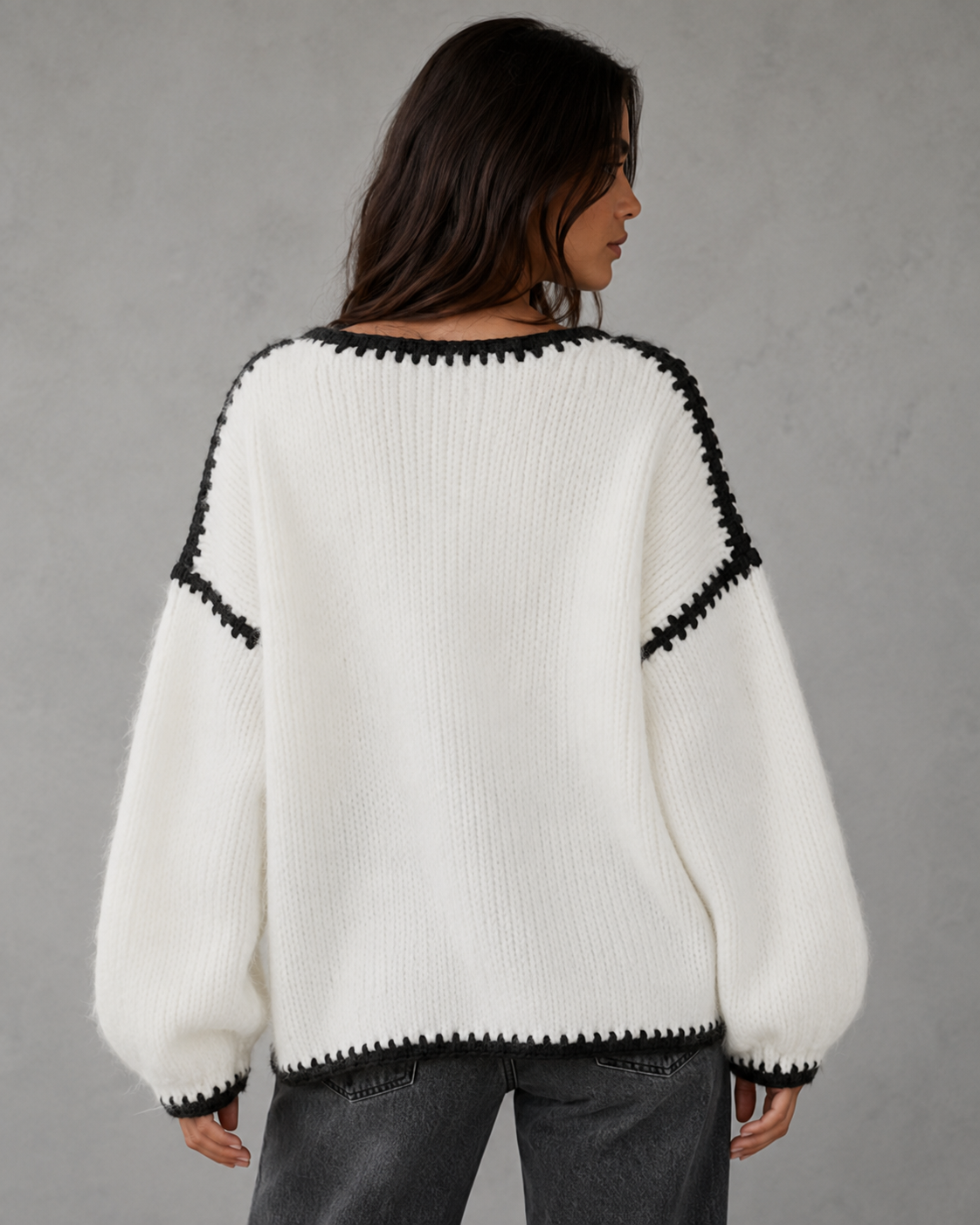 Women's Oversized Chunky Knit Jumper – Contrast Stitch Trim