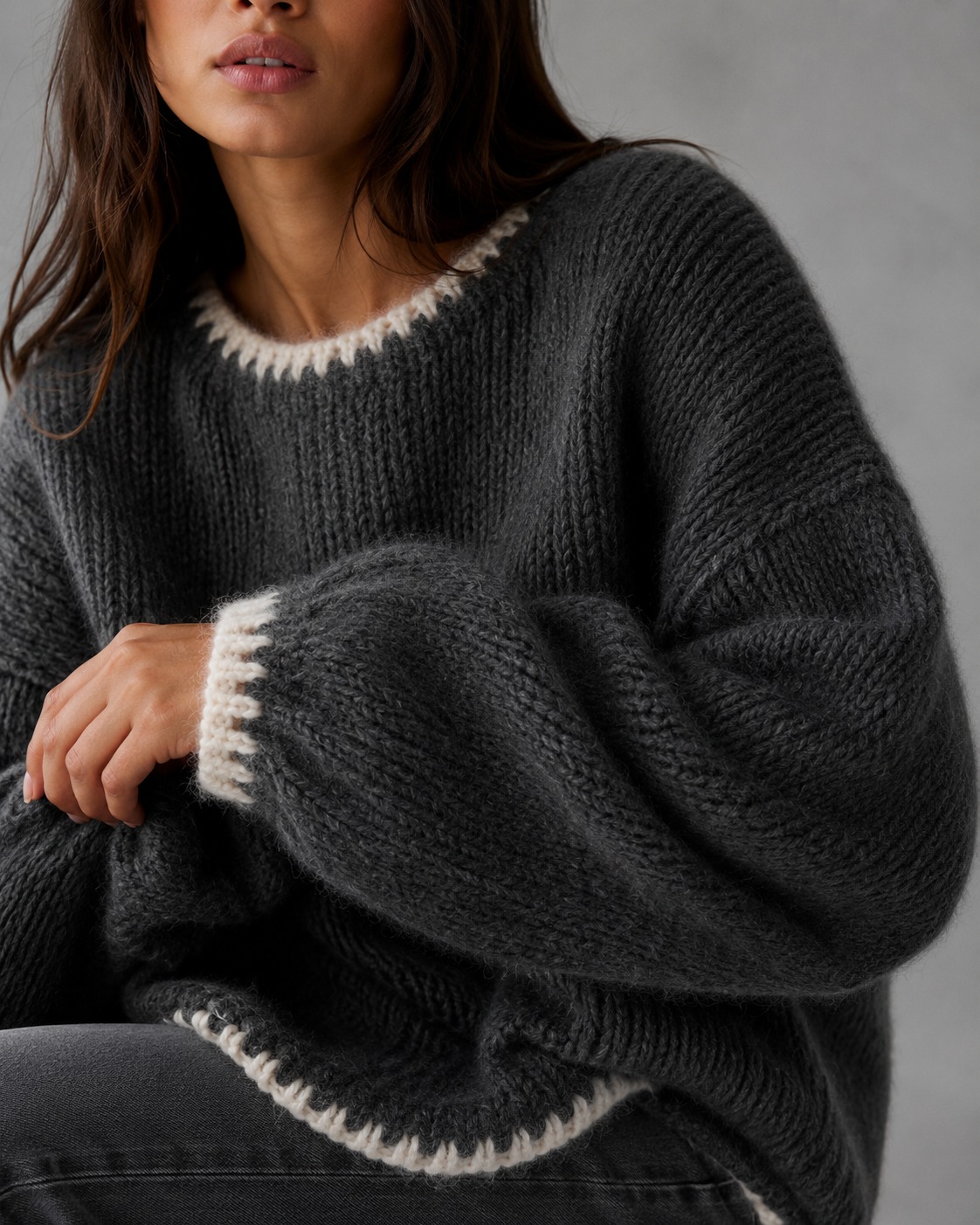 Women's Oversized Chunky Knit Jumper – Contrast Stitch Trim