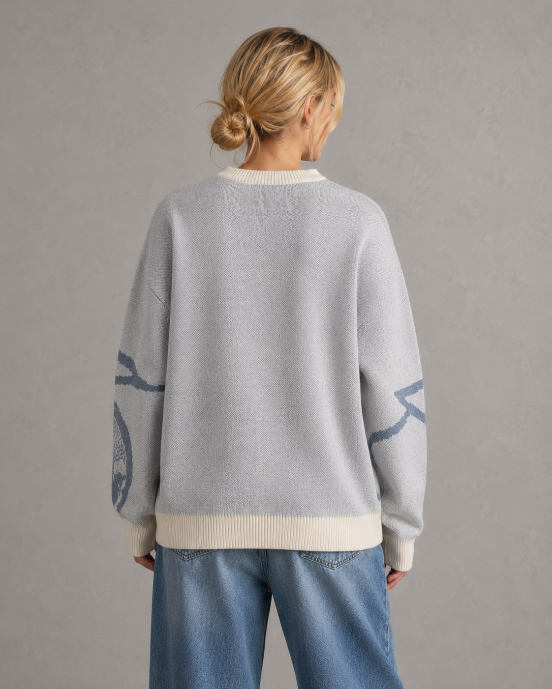 Women's Graphic Knit Jumper – Oversized Relaxed Fit